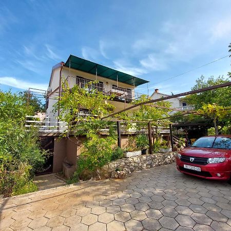 Apartments Vilim Pinezići エクステリア 写真