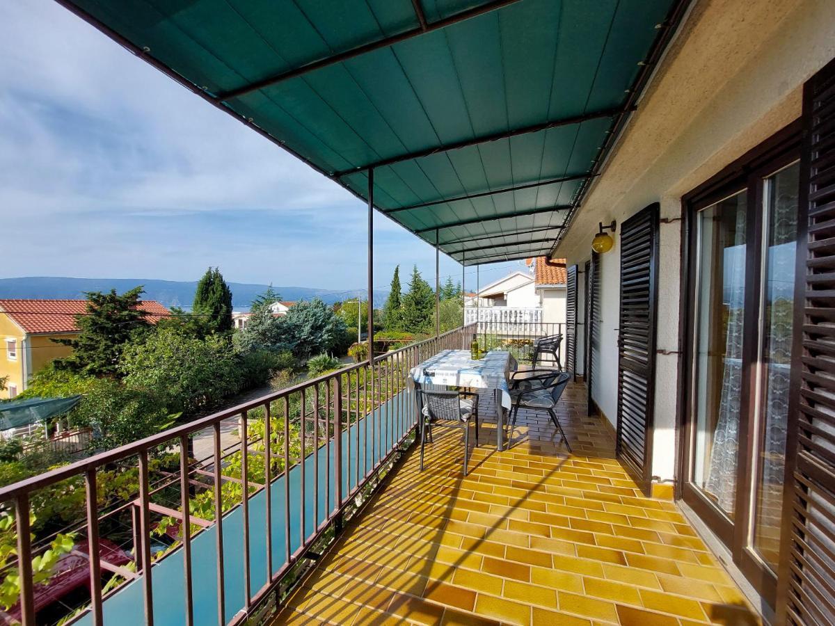 Apartments Vilim Pinezići エクステリア 写真