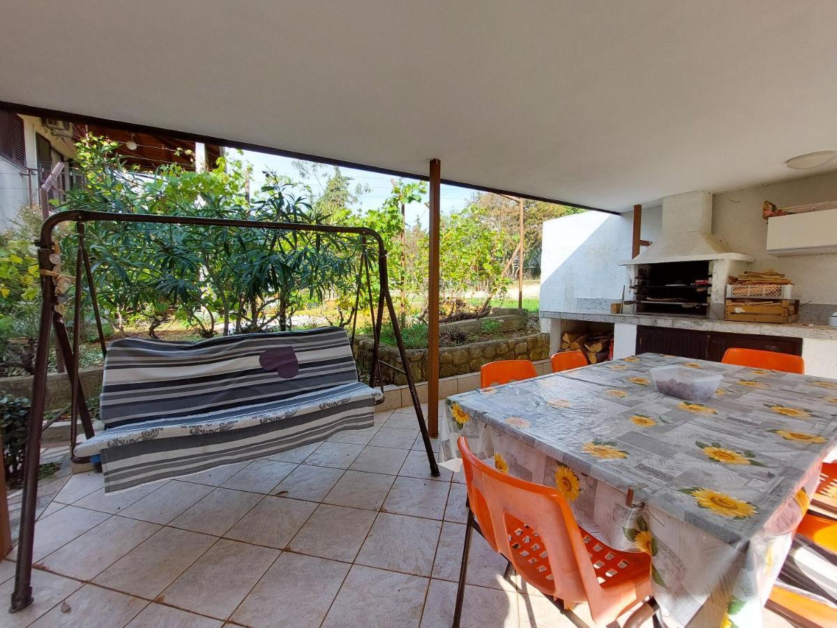Apartments Vilim Pinezići エクステリア 写真